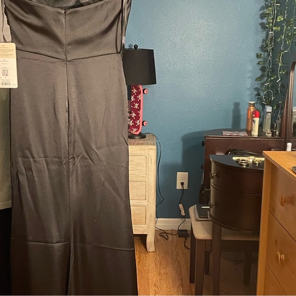 Black formal satin dress - Picture 7 of 9